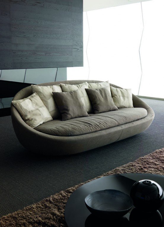 Elegant-sofa-for-Modern-Living-room