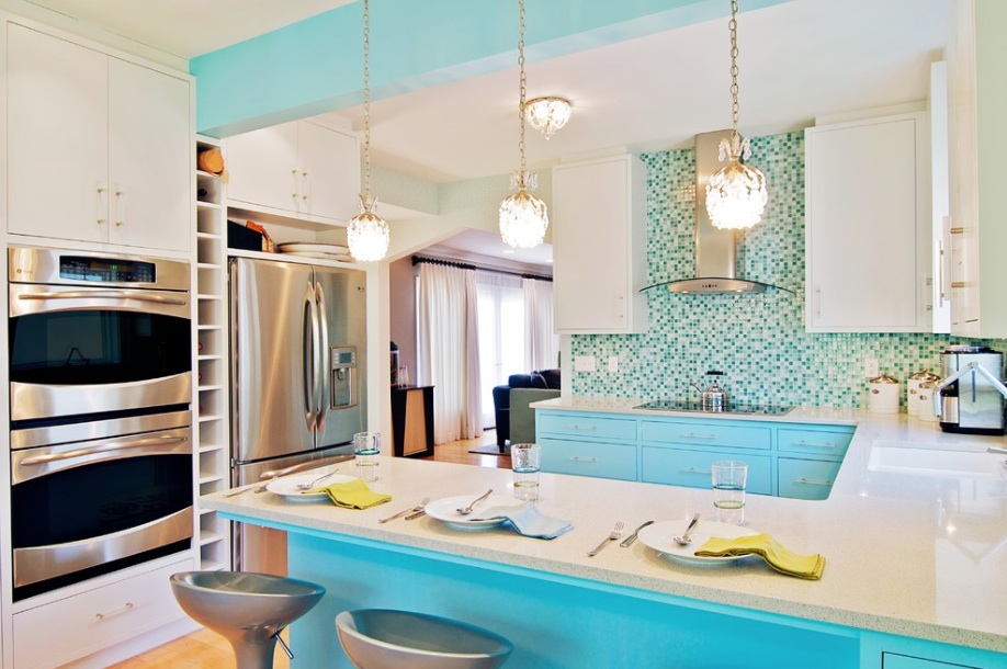 turquoise kitchen tile