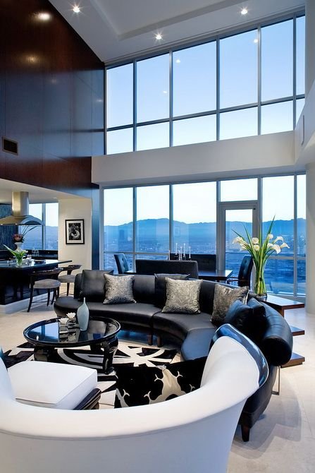 Great Living Room with Stunning View
