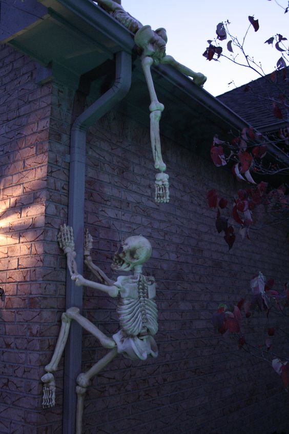 Funny Skull Outdoor Halloween Decorations
