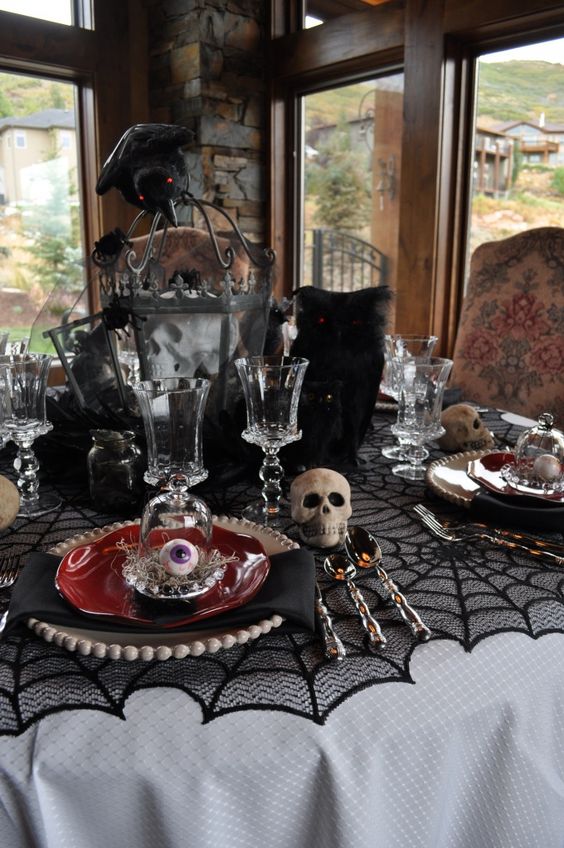 Spooky table setting