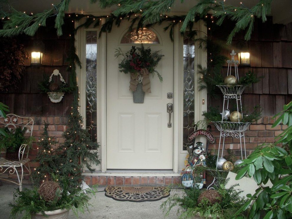 christmas-decorations-front-door-ideas-10