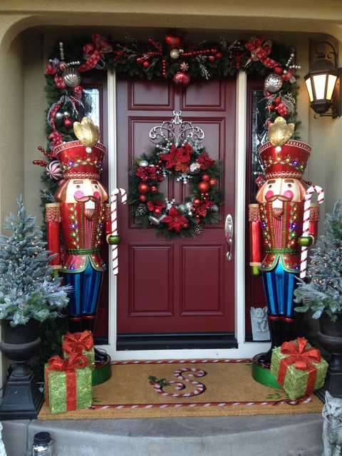 christmas-decorations-front-door-ideas-27