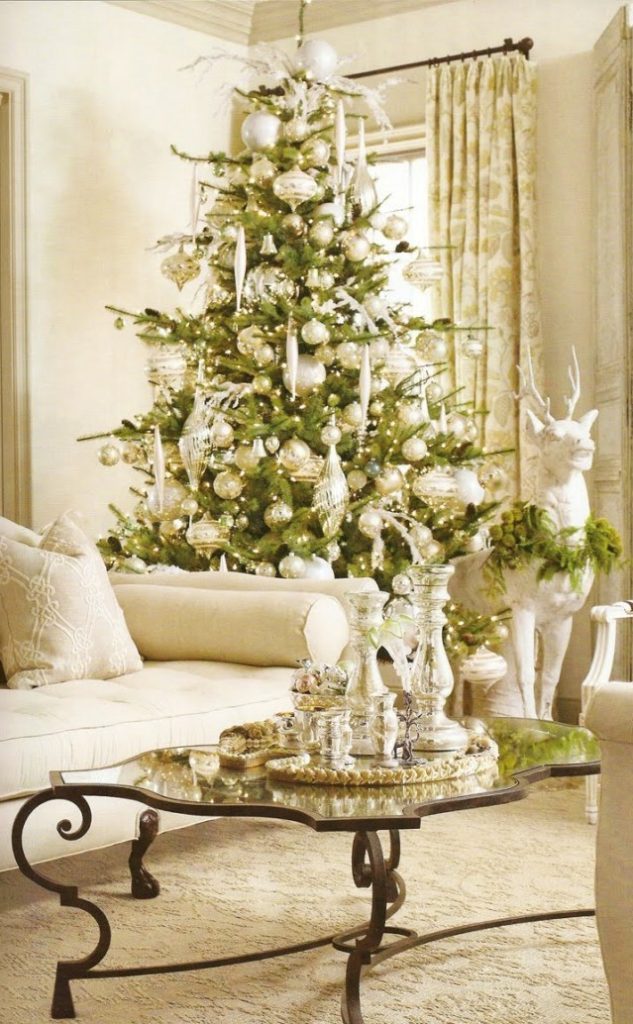 christmas-living-room-decorating-ideas-4