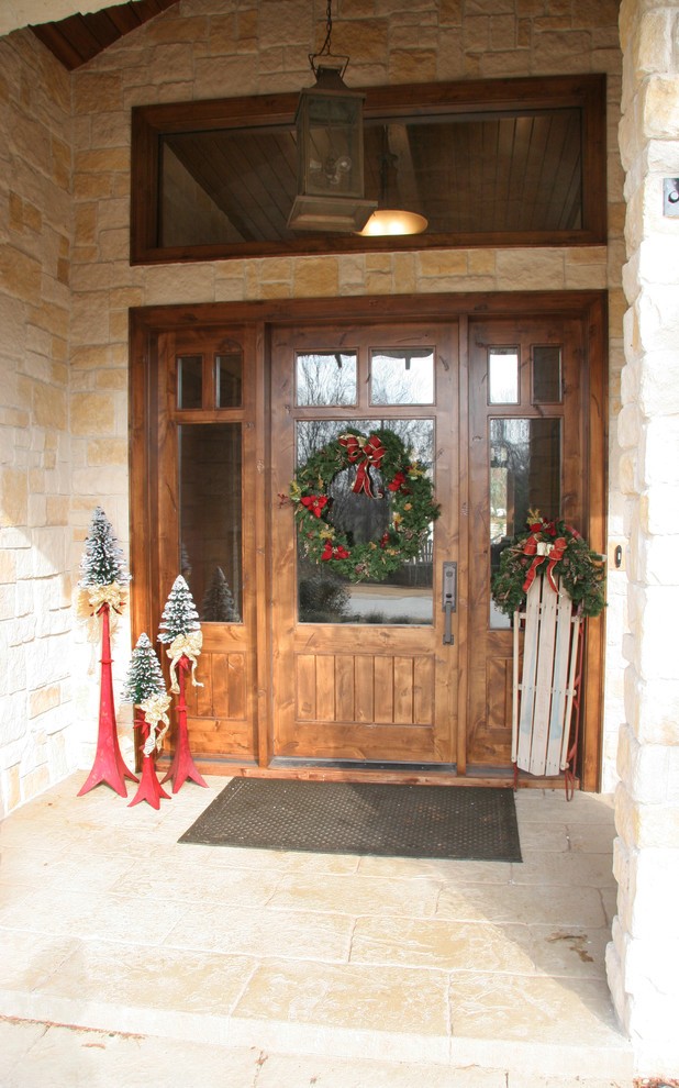 craftsman-style-entry-christmas-decoration