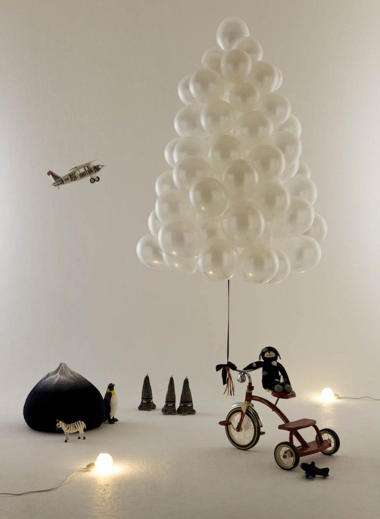 creative-balloon-christmas-tree