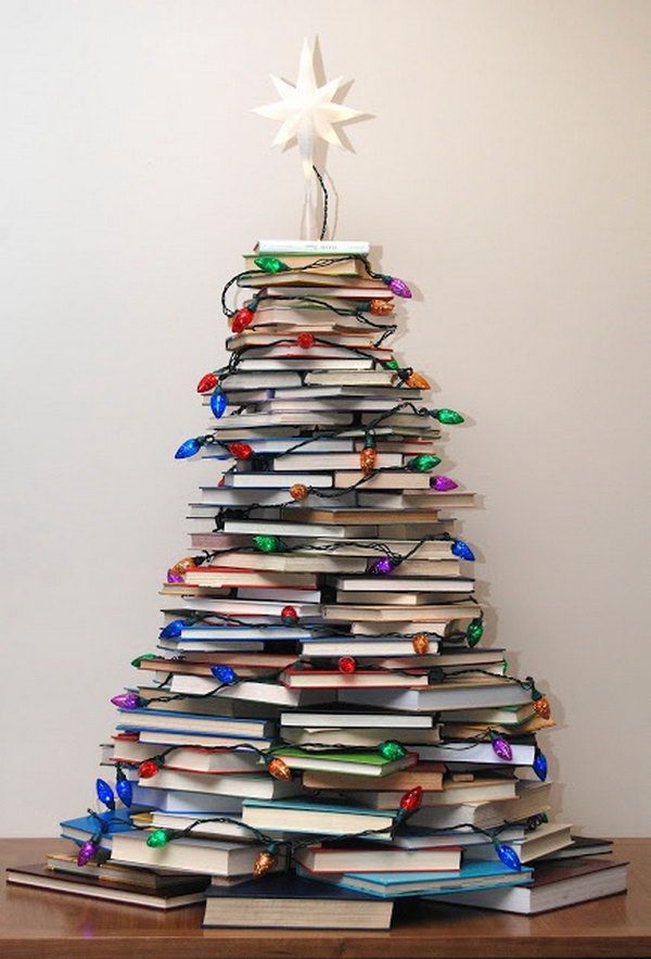 creative-christmas-tree-with-books