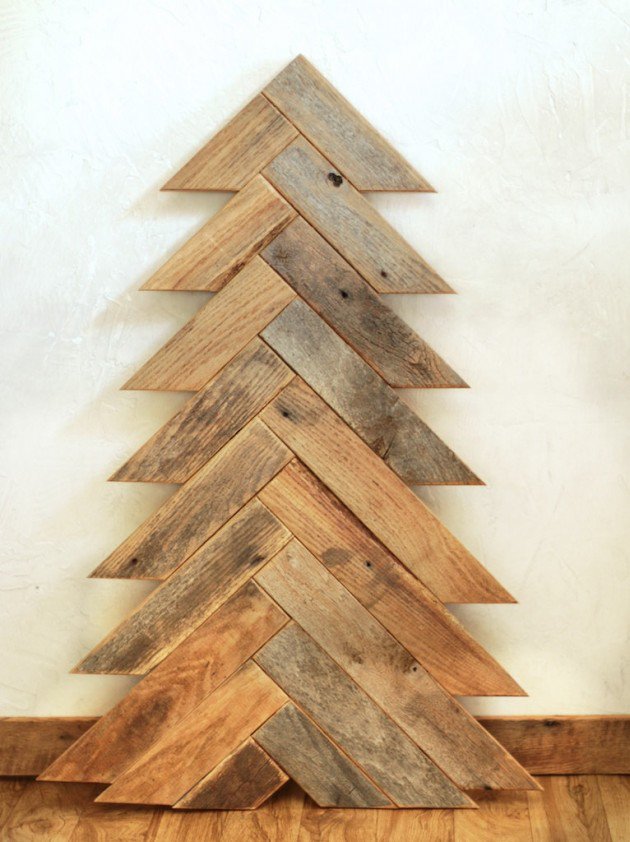 diy-barn-wood-christmas-tree