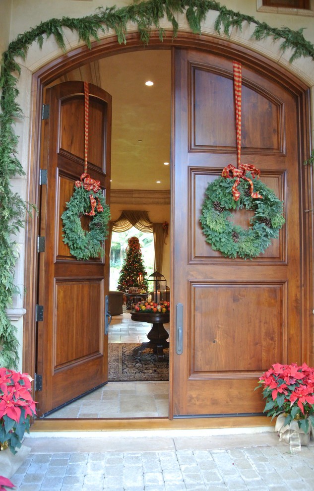 mediterranean-entry-christmas-wreath-decoration