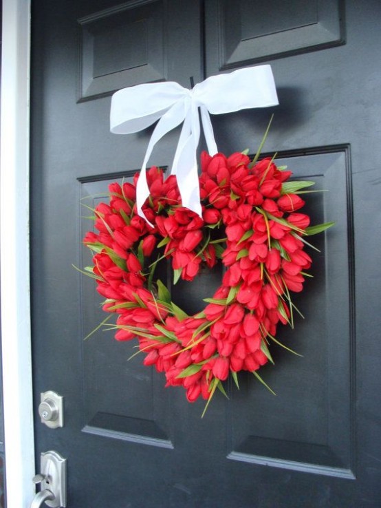 fresh-red-valentines-day-decoration-ideas-19