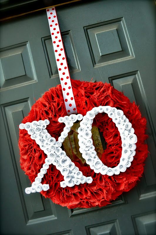 fresh-red-valentines-day-decoration-ideas-25
