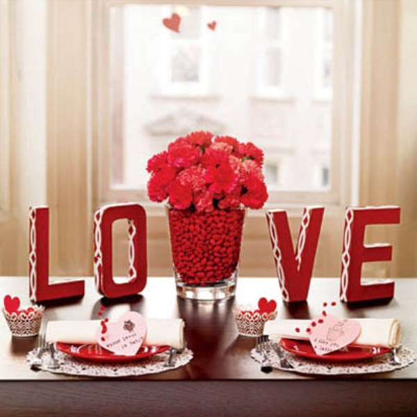 fresh-red-valentines-day-decoration-ideas-3