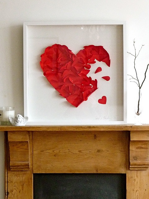 fresh-red-valentines-day-decoration-ideas-31