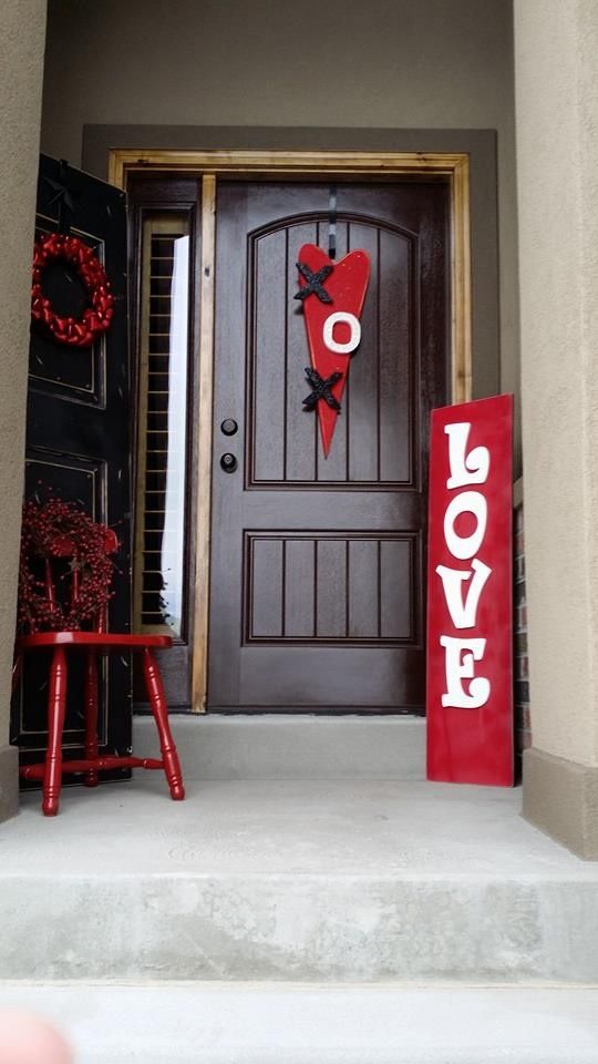 fresh-red-valentines-day-decoration-ideas-6