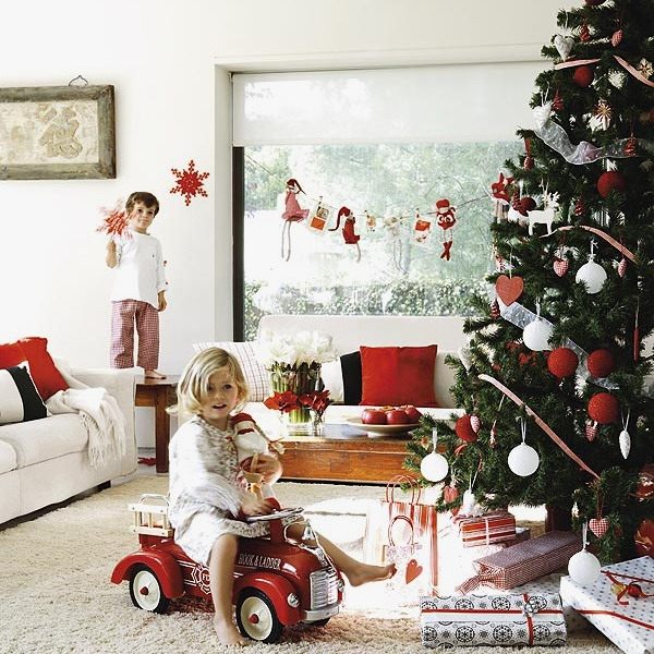 kids-room-christmas-decor-ideas-19