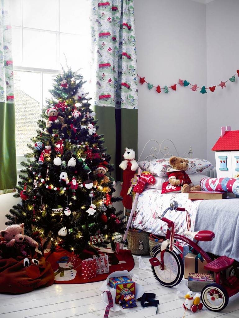 kids-room-christmas-decor-ideas-2