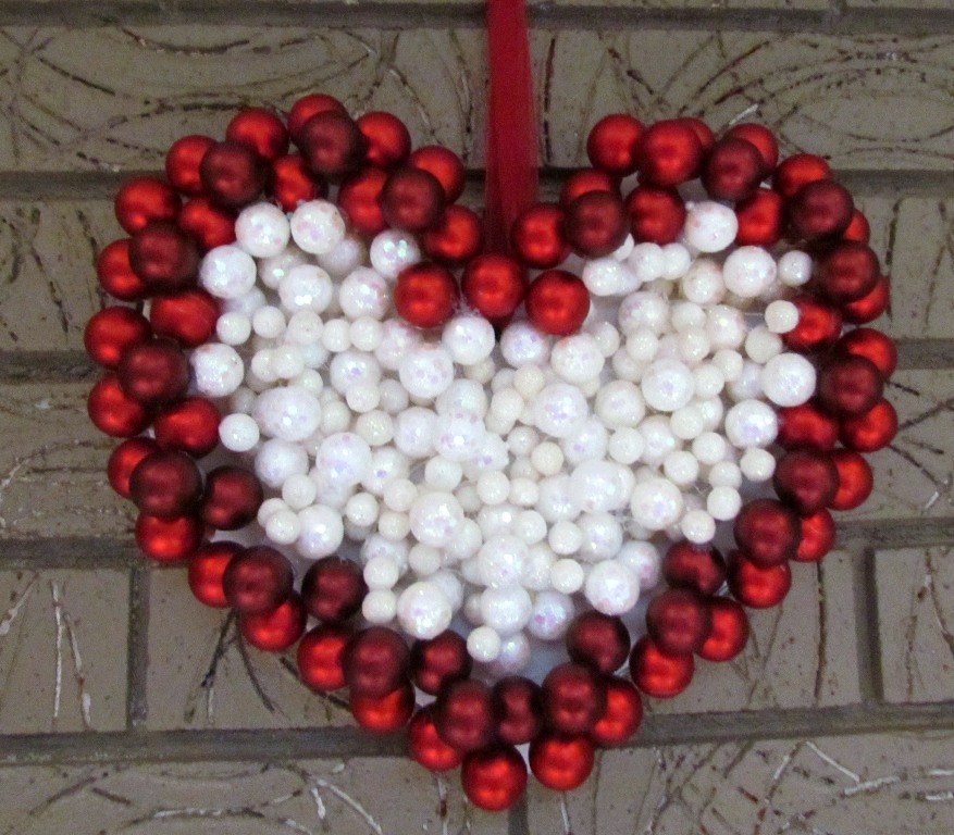 unique-outdoor-valentine-decor-ideas-25