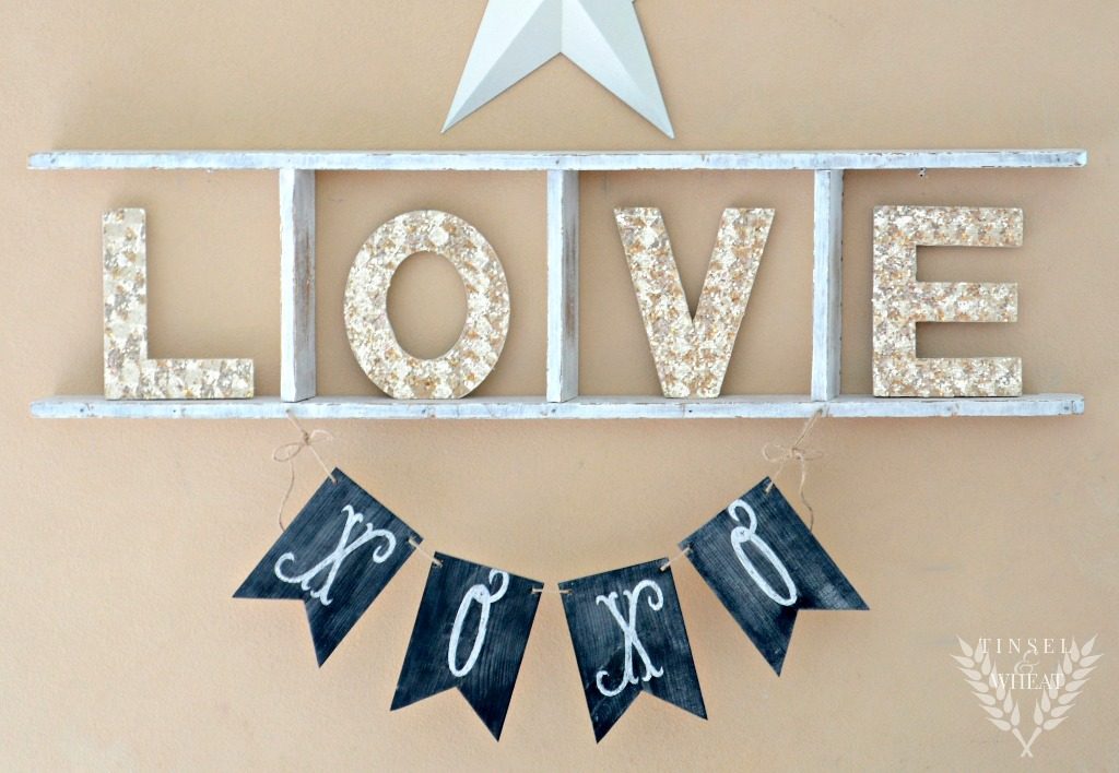 XOXO Chalkboard Banner