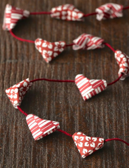 origami-heart-garland