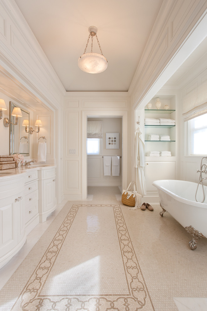 Traditional Master Bathroom