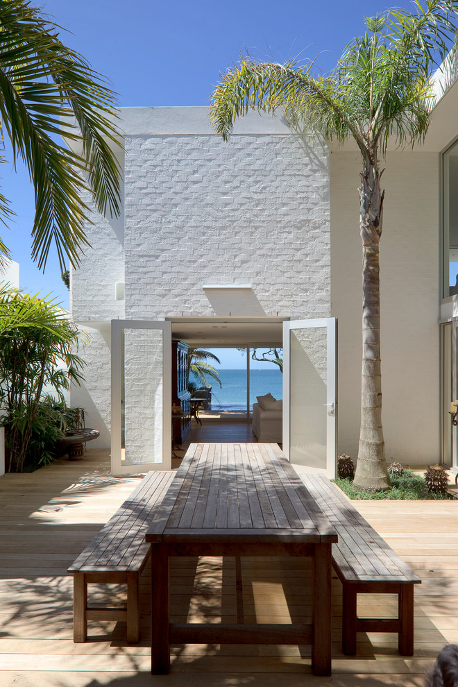 Wooden Contemporary Patio Design