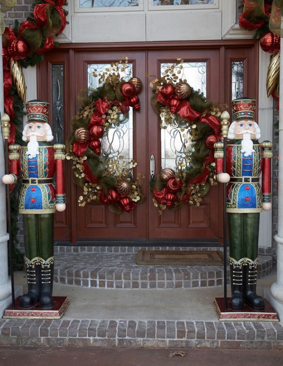 Double Front Doors Christmas Decorating Ideas