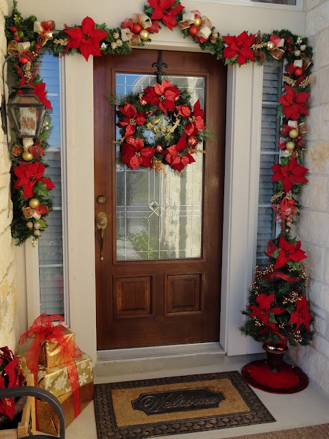 Front Door Christmas Deco