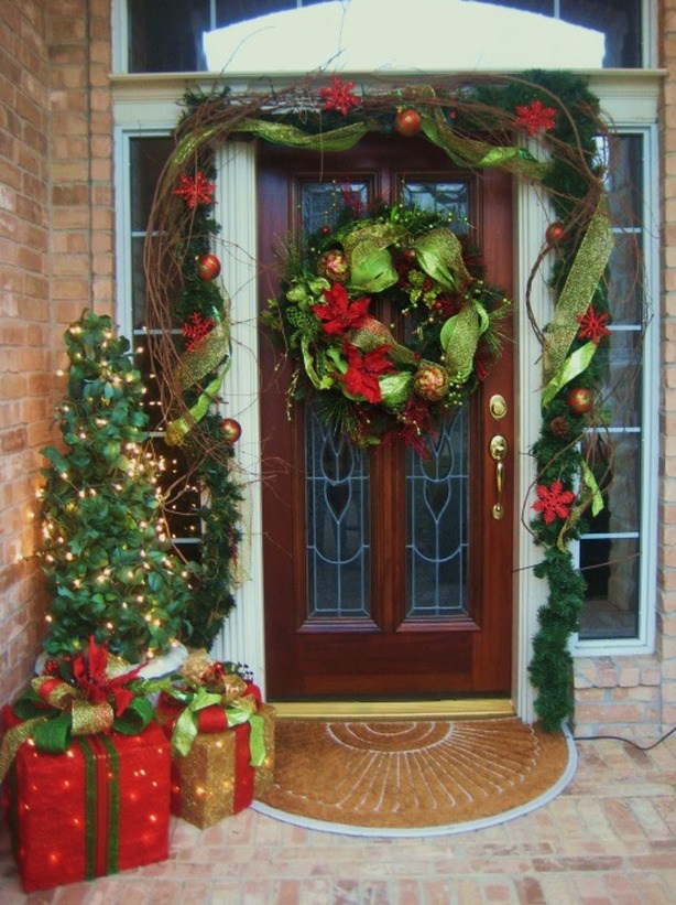 Front Door Christmas Decorating Ideas