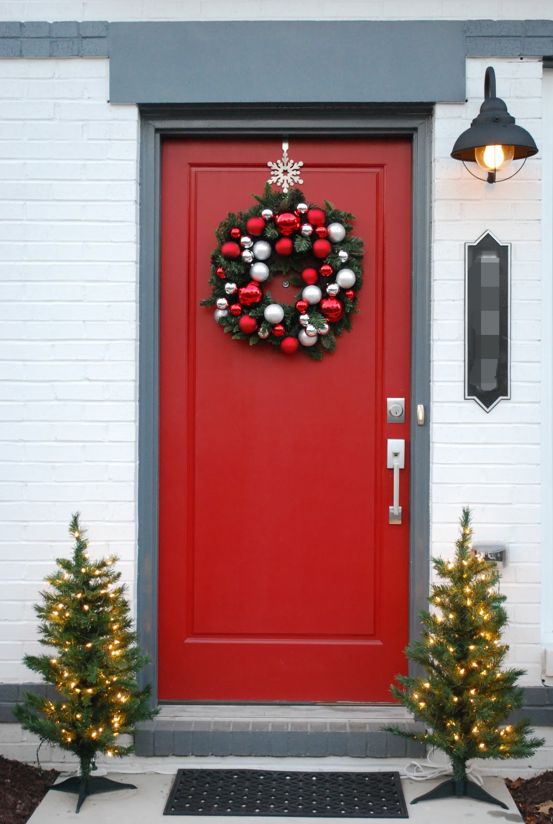 Front Doors Christmas Decorations