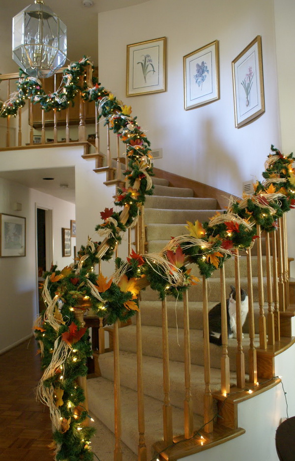 Christmas Staircase Decoration Ideas