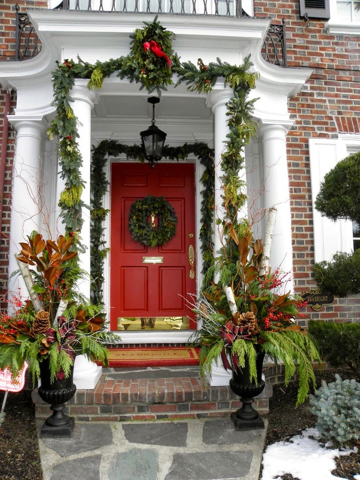 Entry Porch Christmas Decorating Ideas