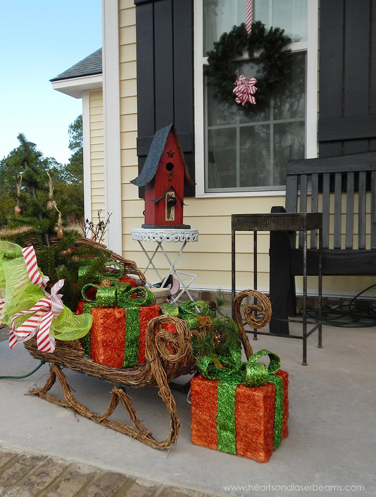 Front Porch – Christmas Sleigh 