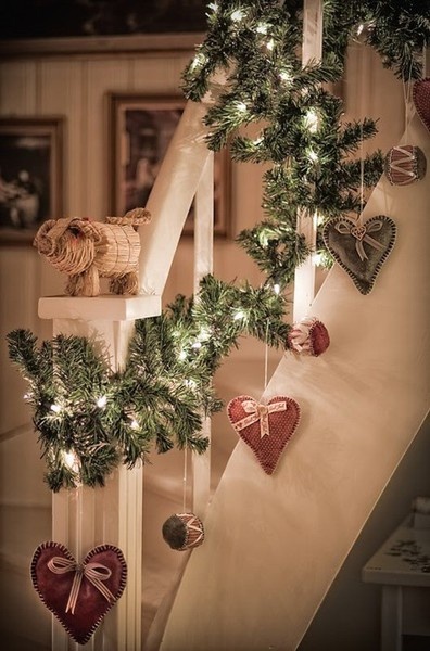 Rustic Christmas Garland for Staircase