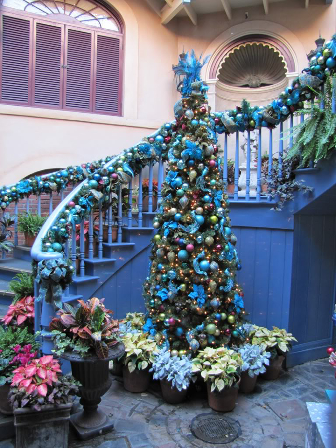 Staircase Christmas Decoration Idea