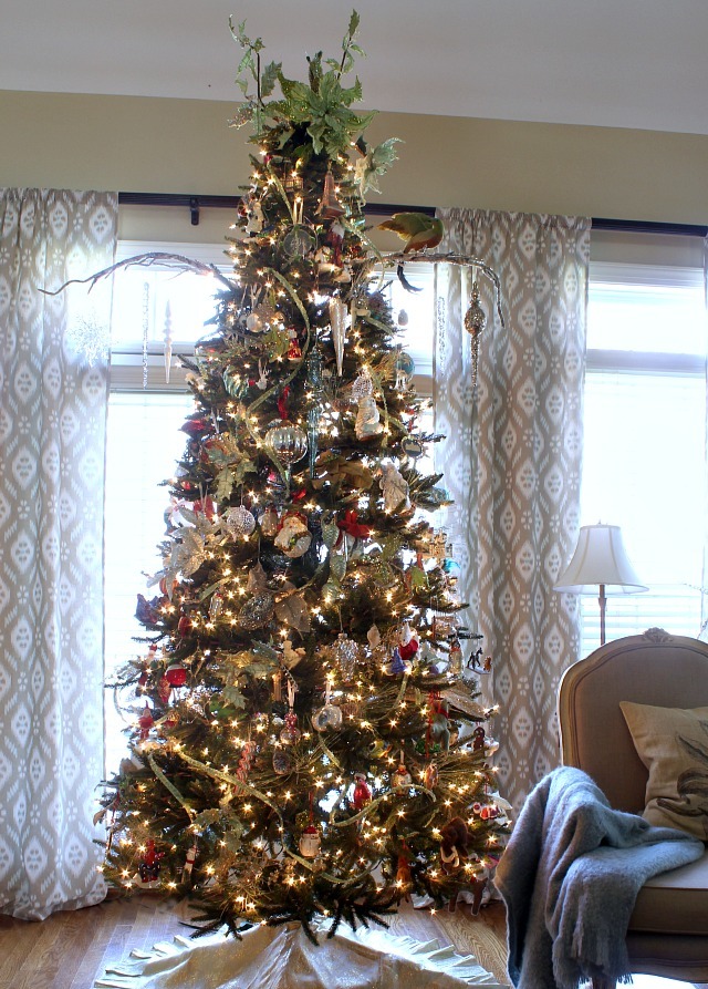 Christmas Tree in Living Room Idea