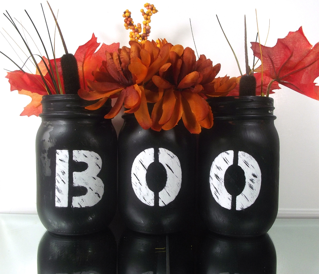 Halloween-Decorations-boo-Mason-jars