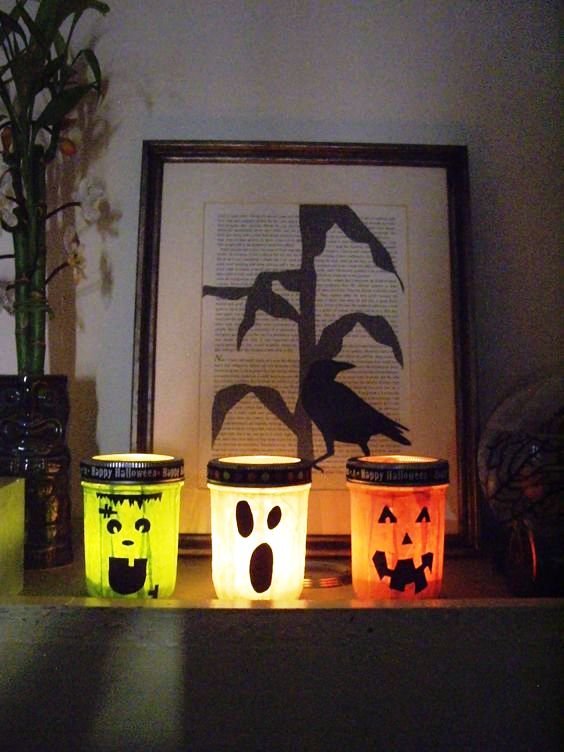 Halloween-Mason-Jars-decor