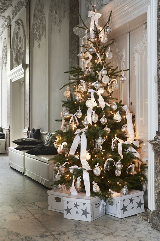 Luxury Christmas Tree dwellingdecor