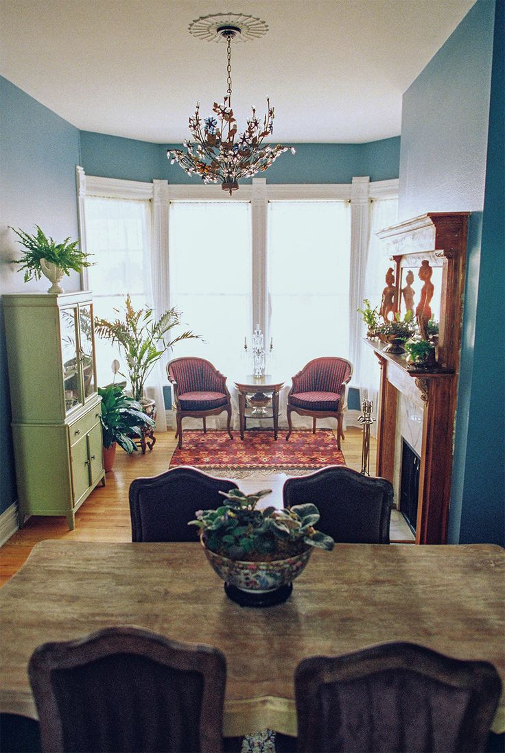Stunning-Victorian-Living-Room-Design