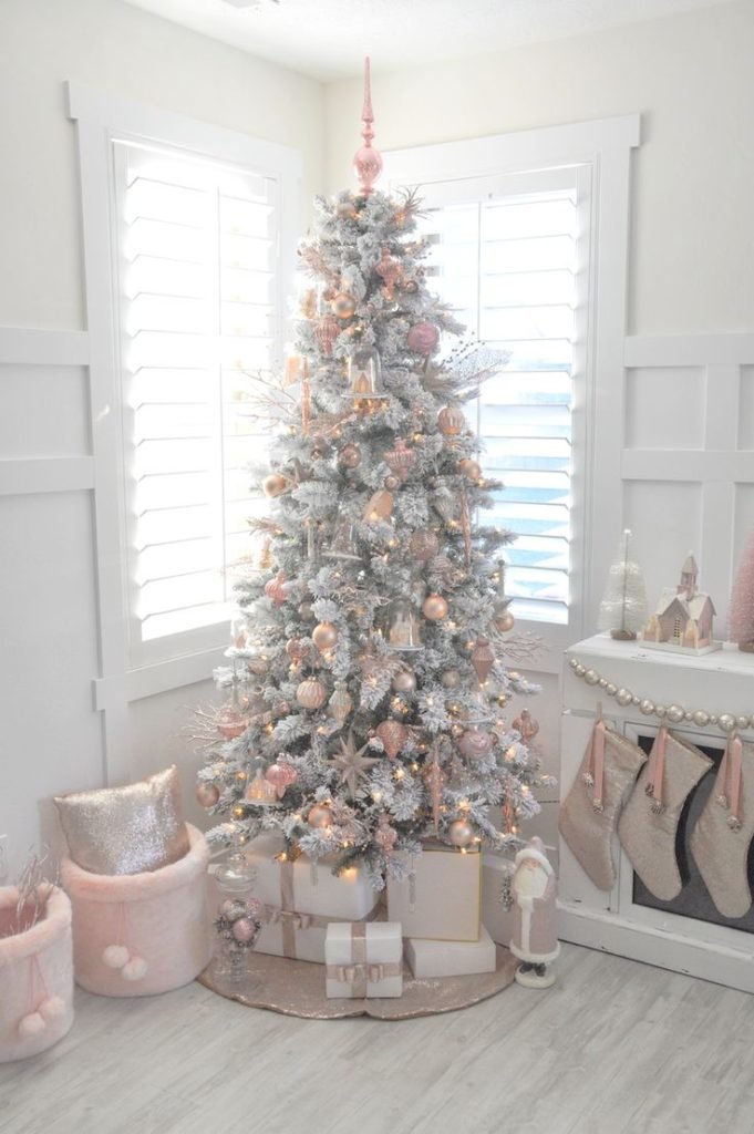 30 Best Decorated Christmas Trees 2017