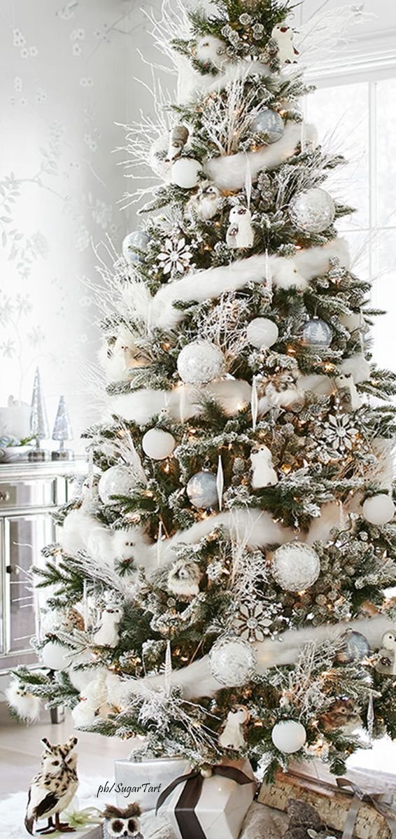Best Decorated Christmas Trees 2017 (32)