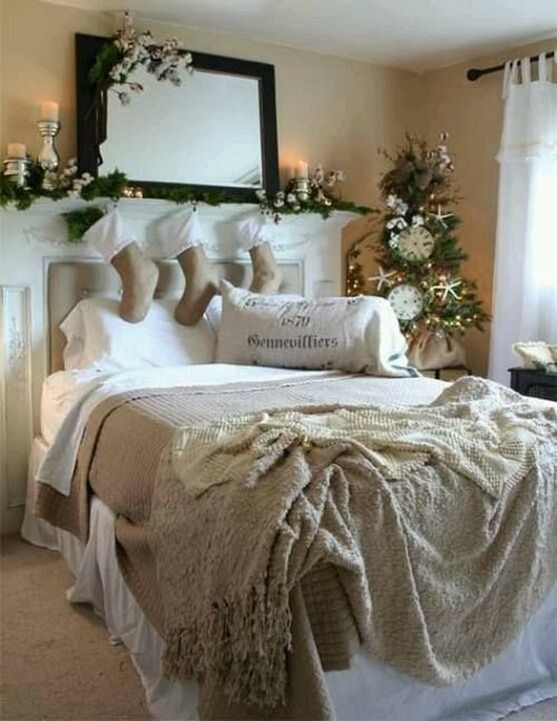 Christmas Bedroom Decor Ideas thewowdecor (9)