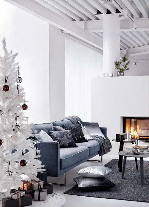 Christmas Living Room Decor Ideas thewowdecor (23)
