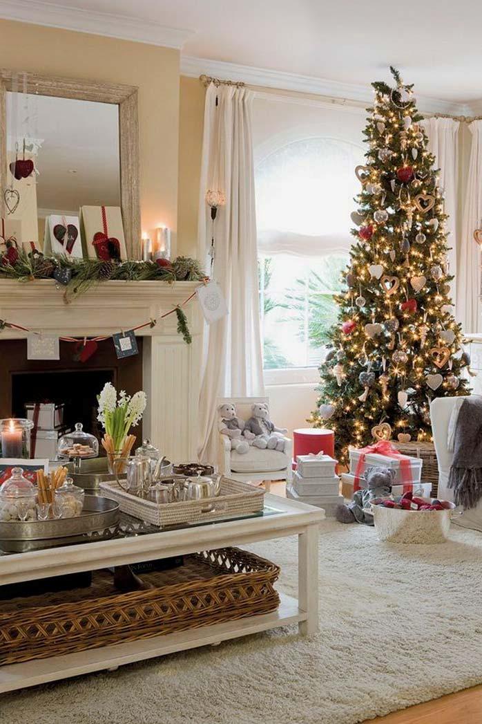 Christmas Living Room Decor Ideas thewowdecor (39)