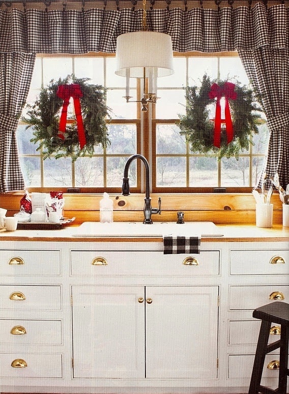 Christmas Window Decor for Kitchen