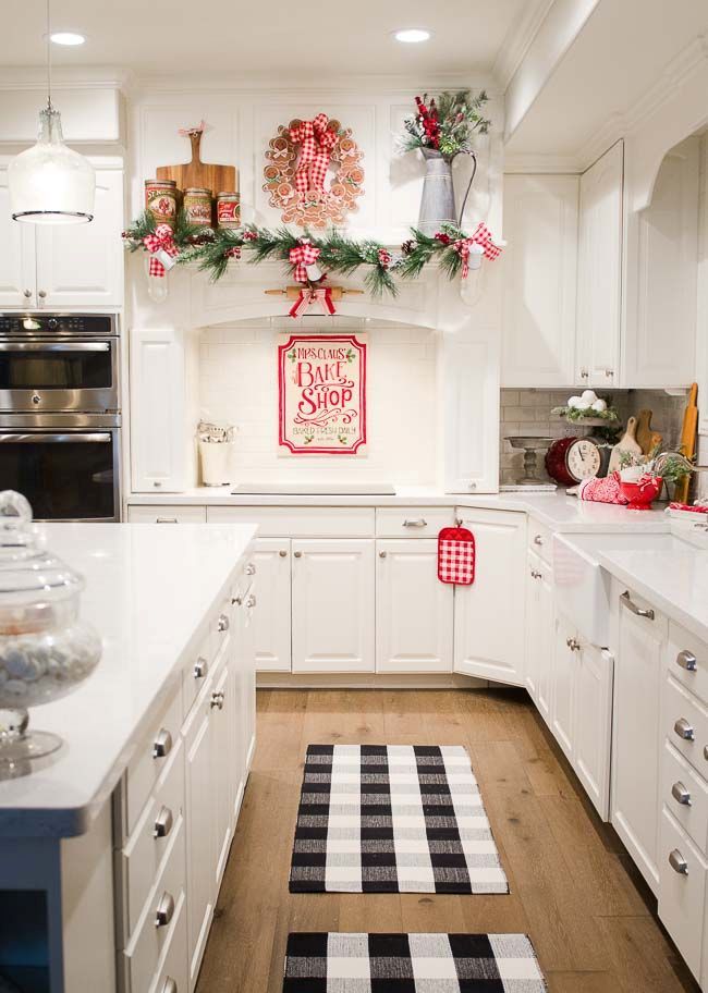 Christmas-kitchen-decorations Thewowdecor