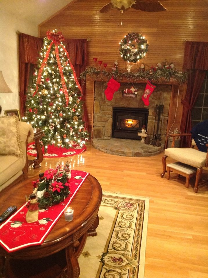 Country Christmas Home Decorating