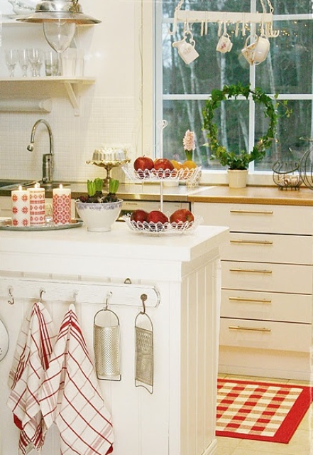 Kitchen Christmas Decorating Idea