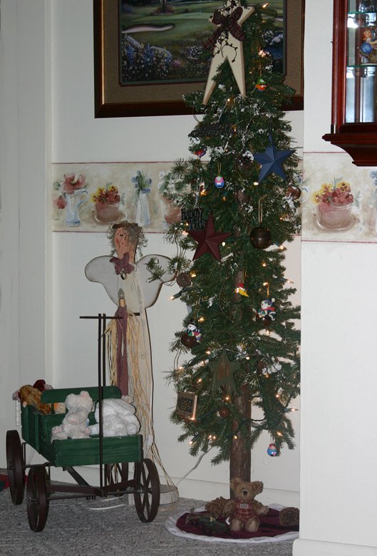 Simple Country Christmas Tree