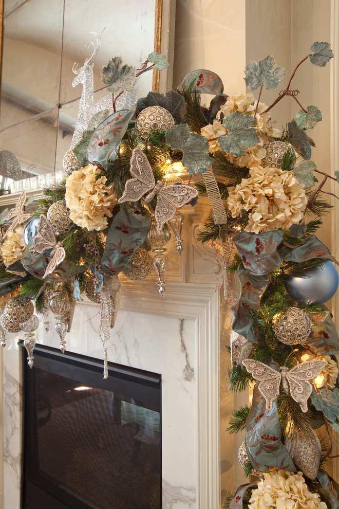 Fireplace Mantel Christmas Decorating Idea